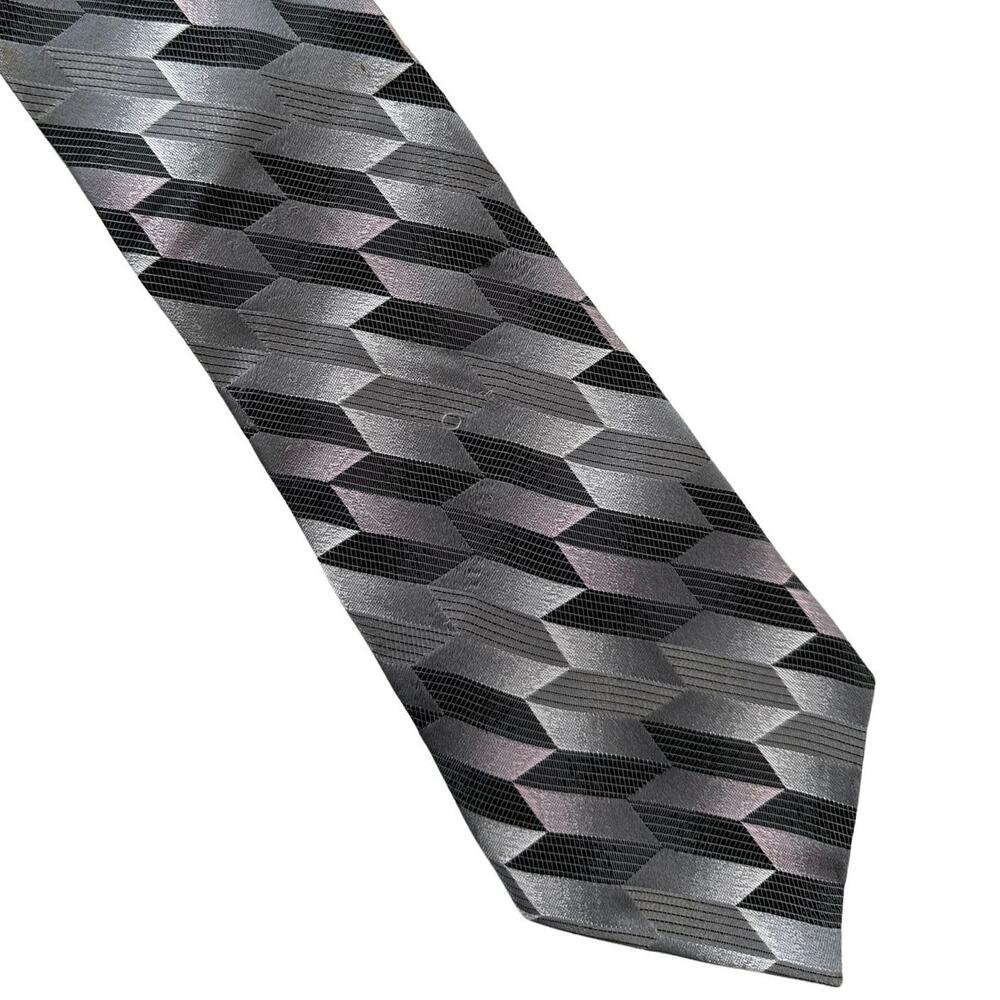 Vintage Mazzoni Pink and Silver Silk Necktie